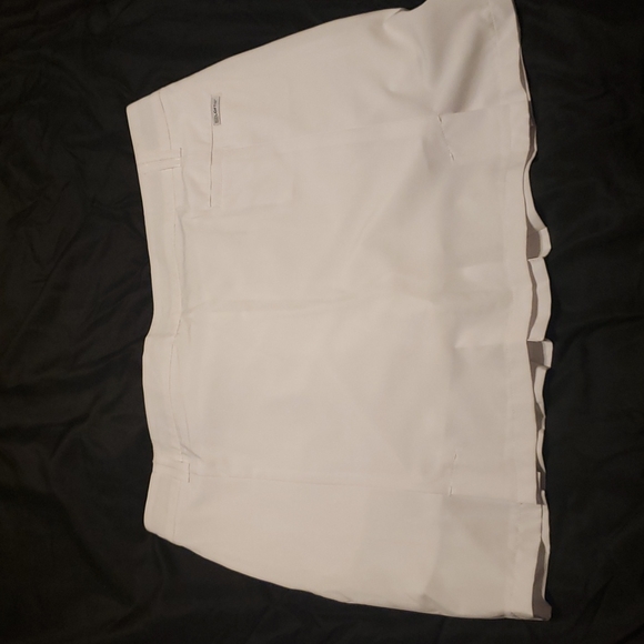 Golf skirt - Picture 2 of 7